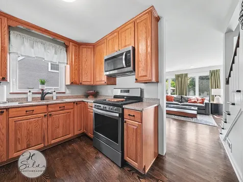419 South Michigan Avenue Villa Park IL 60181