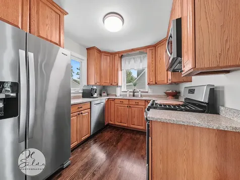 419 South Michigan Avenue Villa Park IL 60181