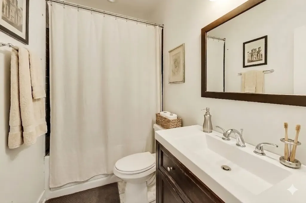 504 South Oakley Boulevard Chicago IL 60612