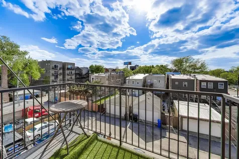 504 South Oakley Boulevard Chicago IL 60612