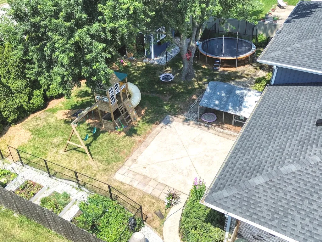 7014 Wilcox Avenue Darien IL 60561