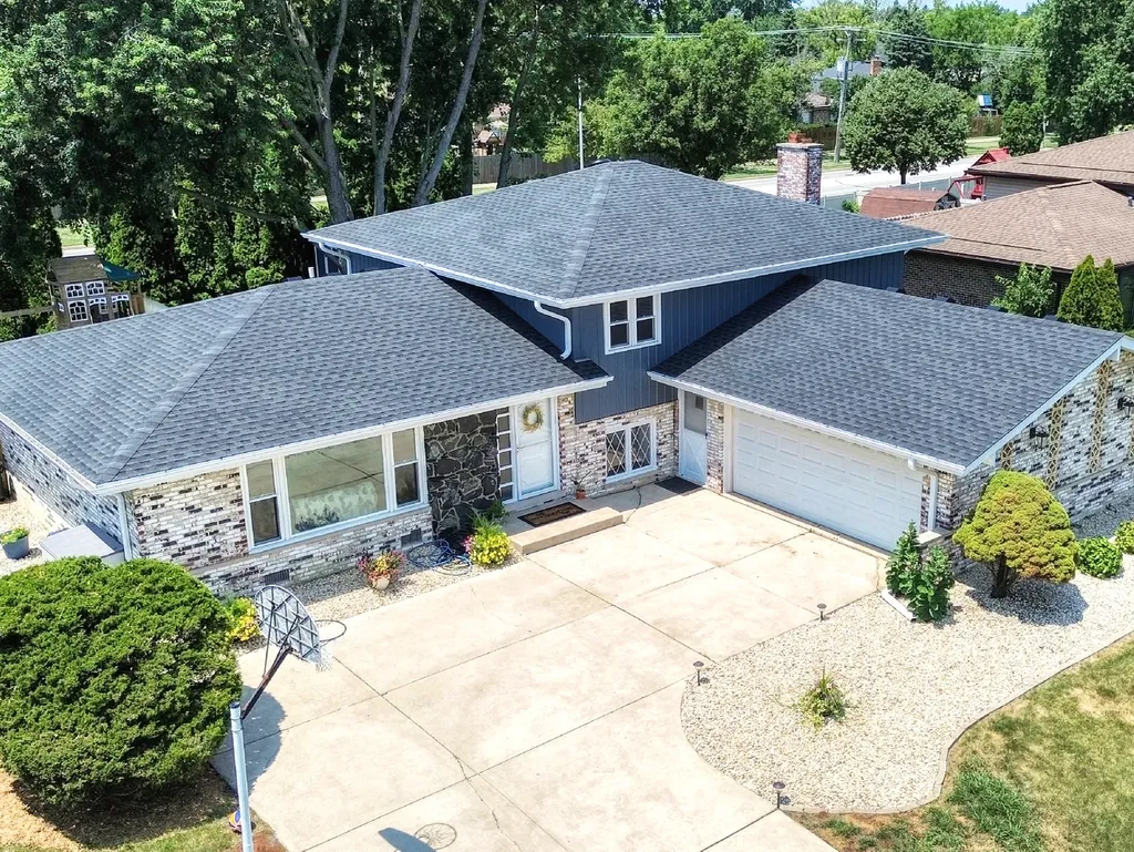 7014 Wilcox Avenue Darien IL 60561