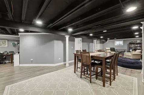 1503 Haise Lane Elk Grove Village IL 60007