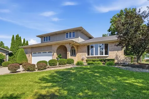 14519 South Pine Grove Drive Homer Glen IL 60491
