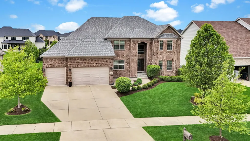 4231 Honey Locust Drive Naperville IL 60564