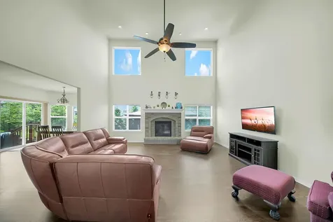 4231 Honey Locust Drive Naperville IL 60564
