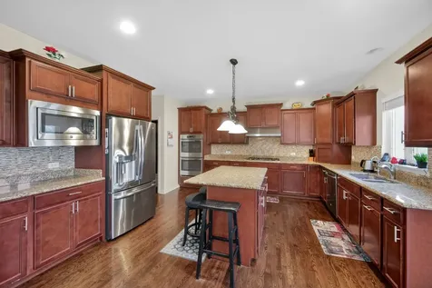 4231 Honey Locust Drive Naperville IL 60564