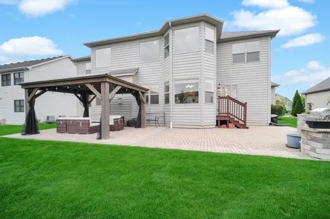 4231 Honey Locust Drive Naperville IL 60564