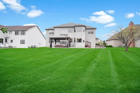 4231 Honey Locust Drive Naperville IL 60564