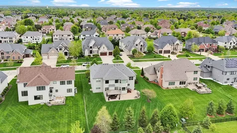 4231 Honey Locust Drive Naperville IL 60564