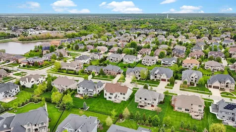 4231 Honey Locust Drive Naperville IL 60564