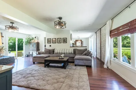 1212 Algonquin Road Fox River Grove IL 60021