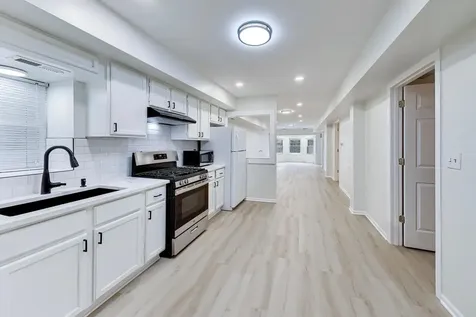 3115 North Oakley Avenue Chicago IL 60618
