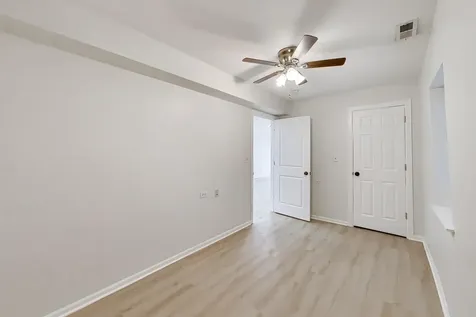 3115 North Oakley Avenue Chicago IL 60618
