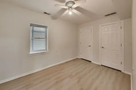 3115 North Oakley Avenue Chicago IL 60618