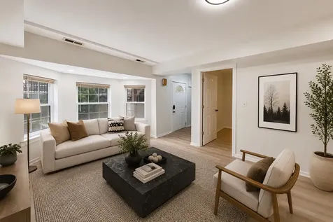 3115 North Oakley Avenue Chicago IL 60618