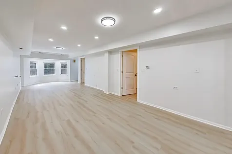 3115 North Oakley Avenue Chicago IL 60618