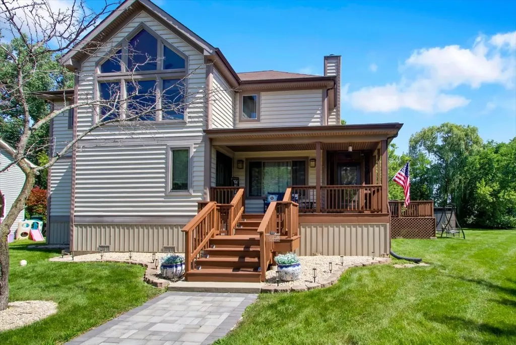 25138 West Lake Avenue Ingleside IL 60041