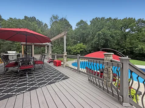 3001 Glen Eagles Court St. Charles IL 60174