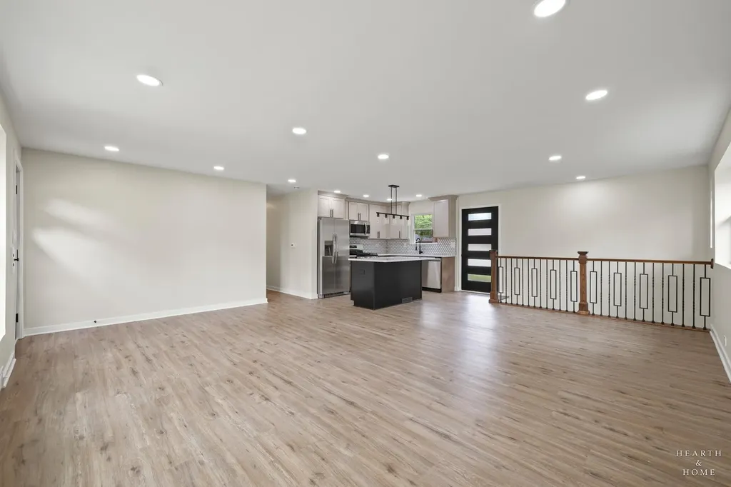 9513 Lowell Avenue Skokie IL 60076