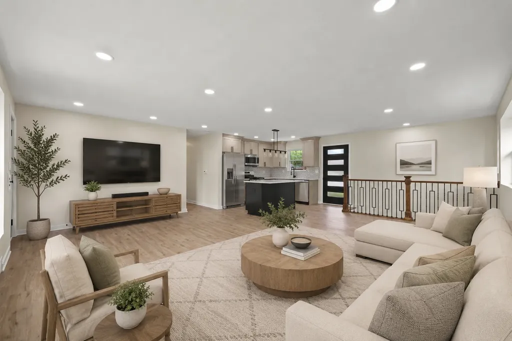 9513 Lowell Avenue Skokie IL 60076