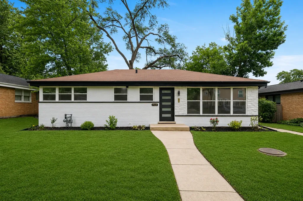 9513 Lowell Avenue Skokie IL 60076