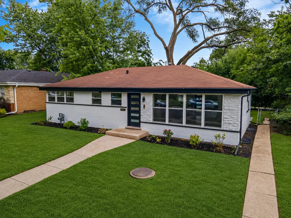9513 Lowell Avenue Skokie IL 60076