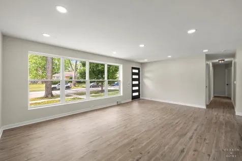 9513 Lowell Avenue Skokie IL 60076