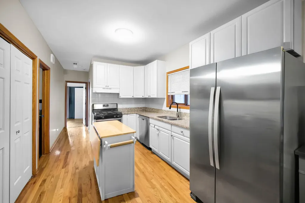 1214 West Ohio Street Chicago IL 60642