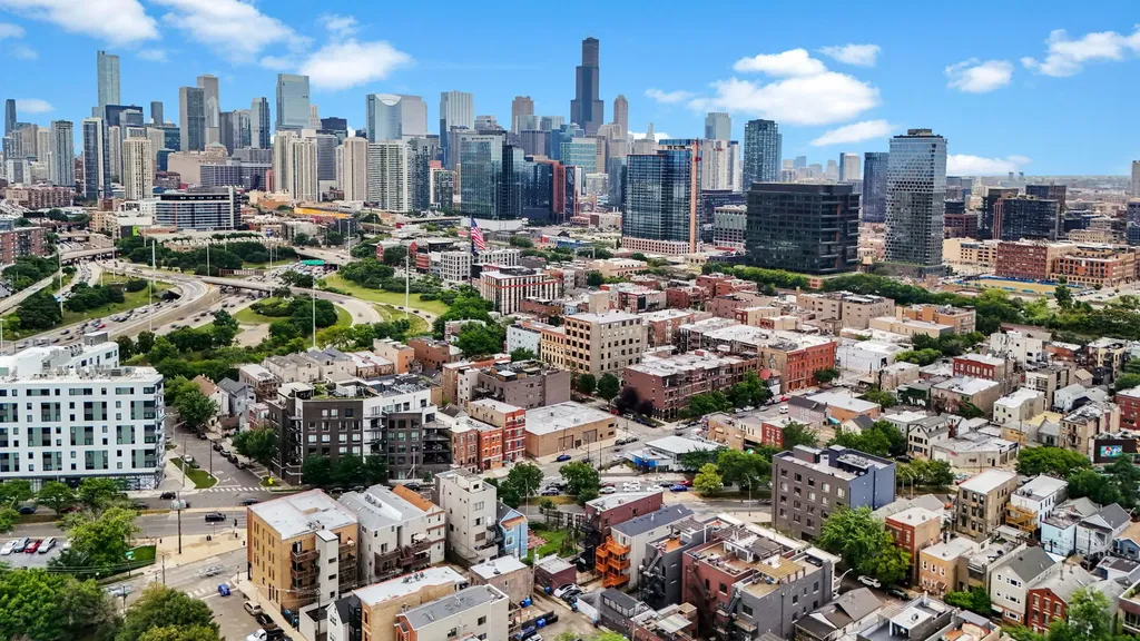 1214 West Ohio Street Chicago IL 60642