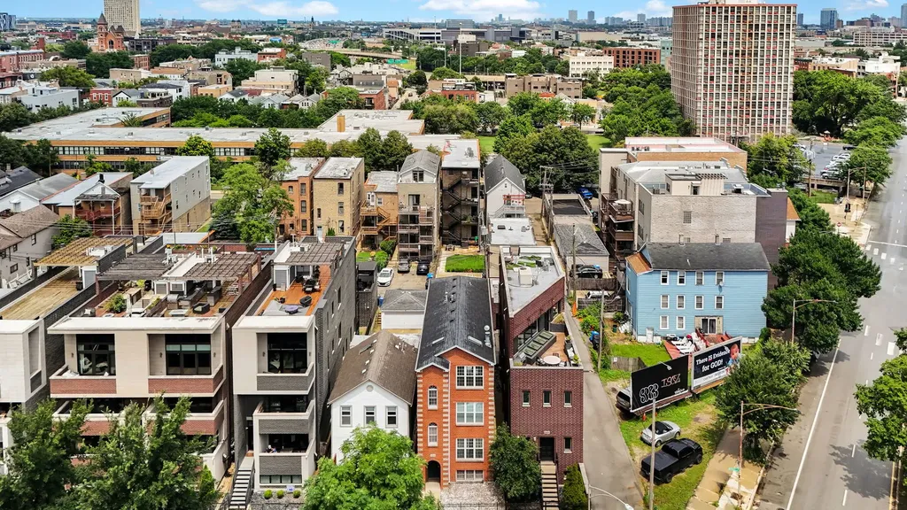 1214 West Ohio Street Chicago IL 60642