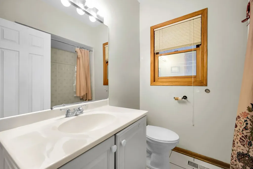 1214 West Ohio Street Chicago IL 60642