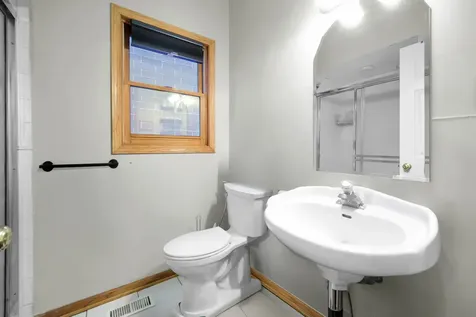 1214 West Ohio Street Chicago IL 60642