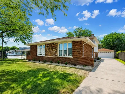 4811 West 121st Place Alsip IL 60803