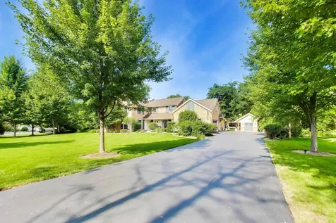 2113 Middlefork Road Northfield IL 60093