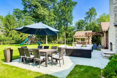 2113 Middlefork Road Northfield IL 60093