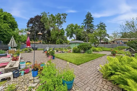 9817 Tulley Avenue Oak Lawn IL 60453