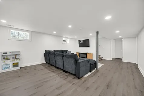 18513 Martin Avenue Homewood IL 60430