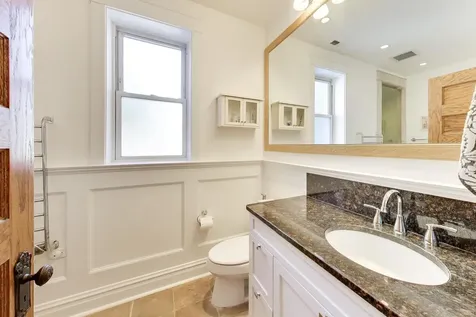 2046 West Cuyler Avenue Chicago IL 60618