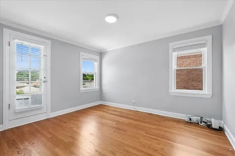 2924 West Jerome Street Chicago IL 60645