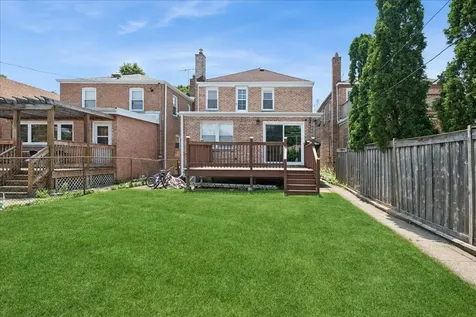 2924 West Jerome Street Chicago IL 60645