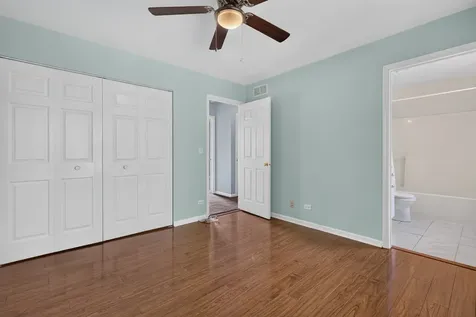 2005 Sutton Court Joliet IL 60435