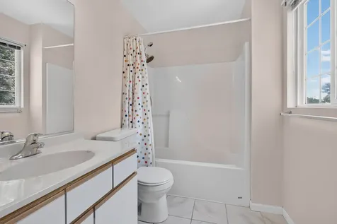 2005 Sutton Court Joliet IL 60435