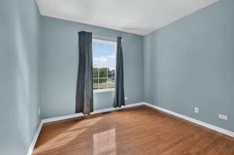 2005 Sutton Court Joliet IL 60435