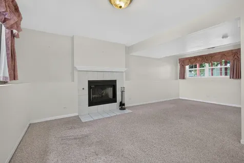 2005 Sutton Court Joliet IL 60435