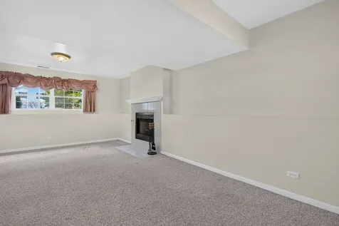 2005 Sutton Court Joliet IL 60435
