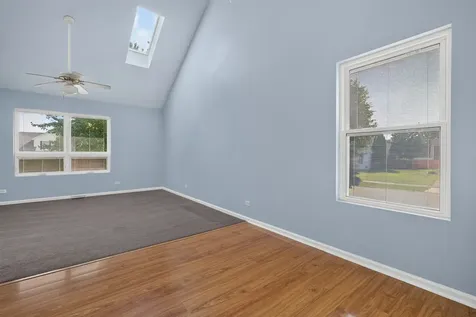 2005 Sutton Court Joliet IL 60435