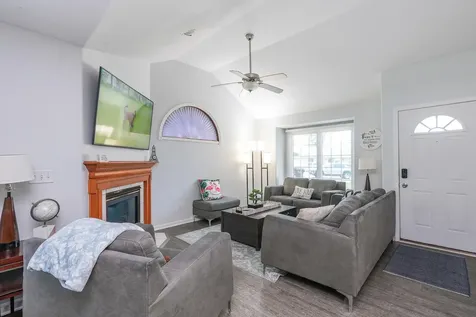 5 Dani Court Manteno IL 60950