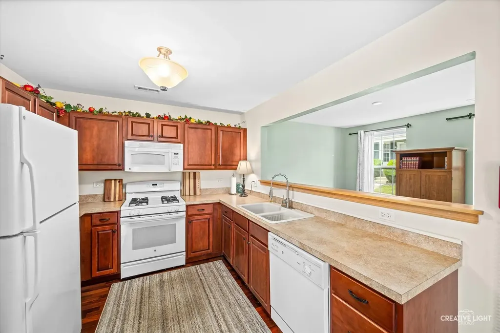 909 Four Seasons Boulevard Aurora IL 60504