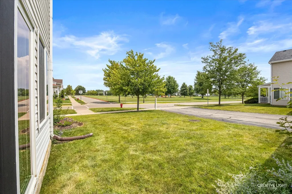 909 Four Seasons Boulevard Aurora IL 60504